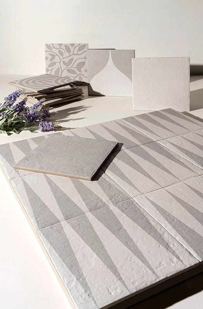 mainzu-greyneutral1.jpg