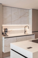 ascale_oniceluxwhite_2.jpg